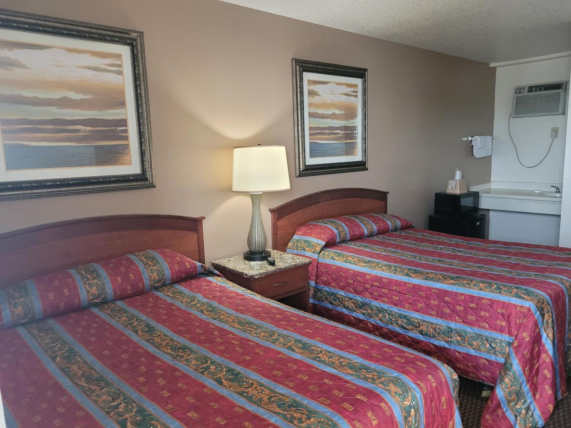 Queens Lodge Motel ウェストパームビーチ エクステリア 写真